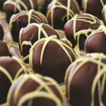 DIY Wedding Favors: Oreo Truffles