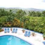 Destination Wedding: Hotel Mocking Bird Hill in Jamaica