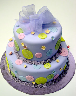 button wedding cake
