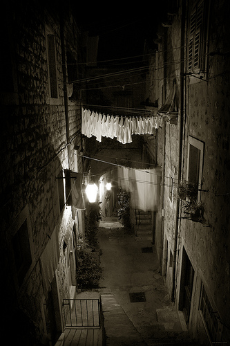 clotheslinecitybw