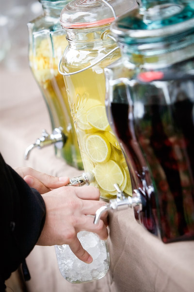 mason jar drinks for wedding
