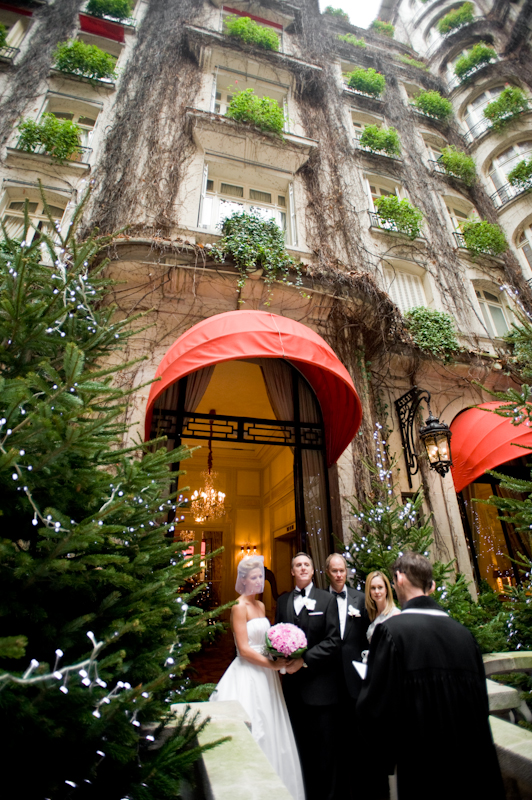 destination wedding in paris