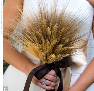 wheat wedding bouquet