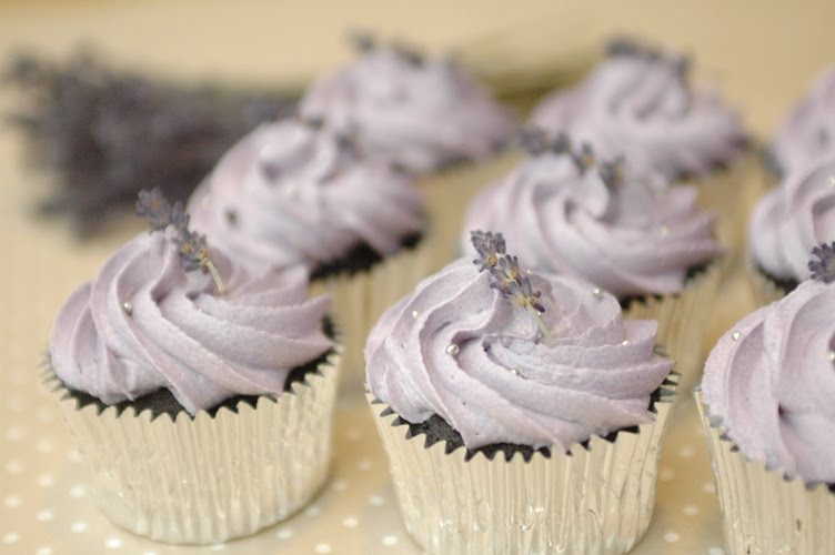 lavender cupcakes
