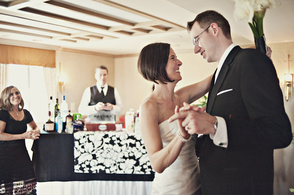 detroit michigan intimate hotel wedding first dance