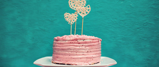 DIY lace heart cake topper