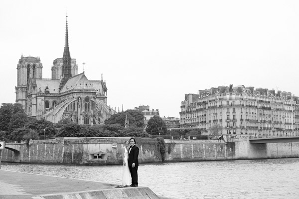 intimate paris france wedding