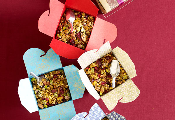 pumpkin granola wedding favors