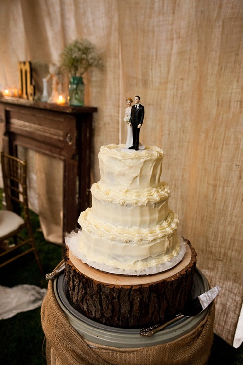 white wedding cake