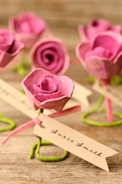 How To Make Romantic DIY Paper Rose Escort Cards