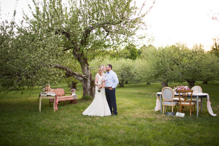 http://www.intimateweddings.com/wp-content/uploads/2016/04/apple-orchard-wedding-styled-shoot-Brooke-Ellen-Photography-2.jpg
