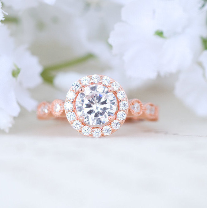 http://www.intimateweddings.com/wp-content/uploads/2016/08/rose-gold-engagement-ring-2.jpg