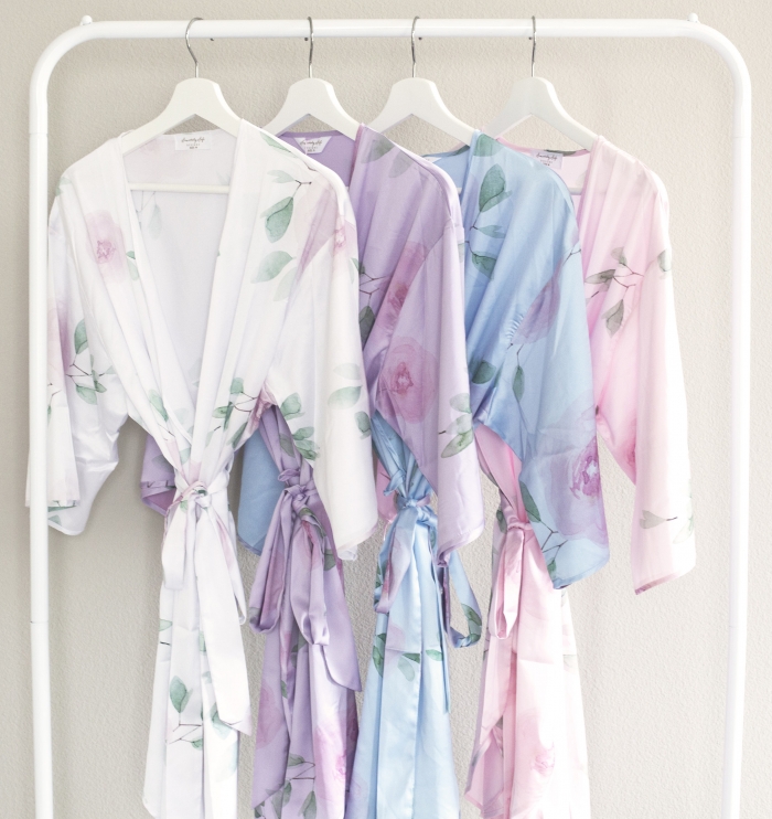 http://www.intimateweddings.com/wp-content/uploads/2017/05/floral-bridesmaid-robes-700x742.jpeg