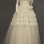 2010 Wedding Trends: Think Small, Think Vintage, Think DIY