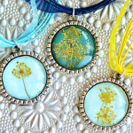 DIY Dried Flower Pendant