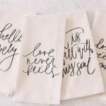 8 Luxurious Wedding Favors