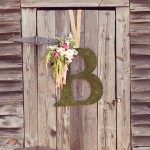 Barn Wedding Decor: Exterior
