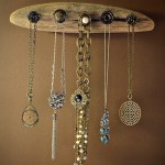 DIY Driftwood Jewelry Holder