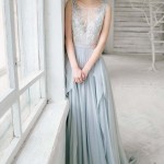 10 Stunning Elopement Dresses