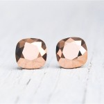 8 Stunning Rose Gold Earrings For Your Big Day