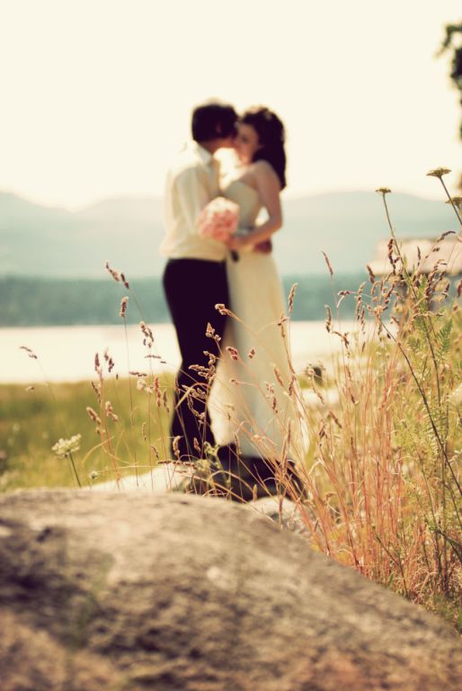 Outdoor Wedding. Photo courtesy of Erin Wallis Photography