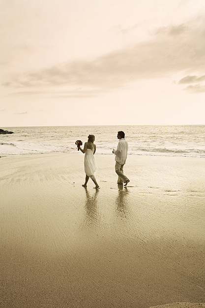 beach wedding couple in Mexico photo by Kate Harrison