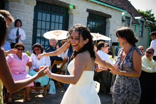 bride outdoor wedding chicago