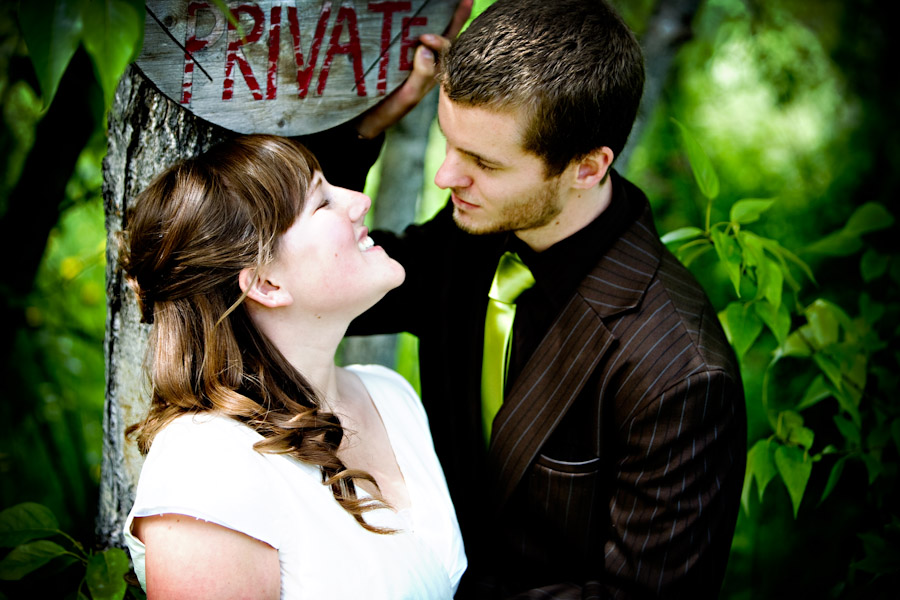 wedding couple at elk view lodge