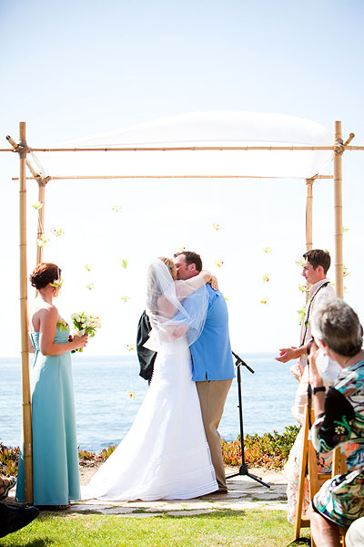 ceremony kiss