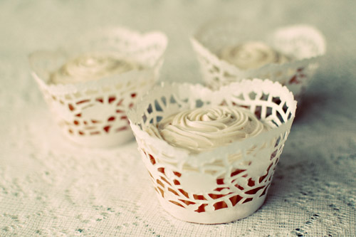 paper doilie cupcake wrappers