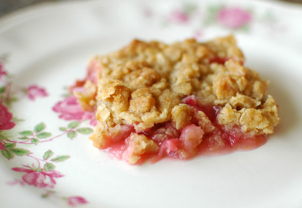 rhubarb crisp