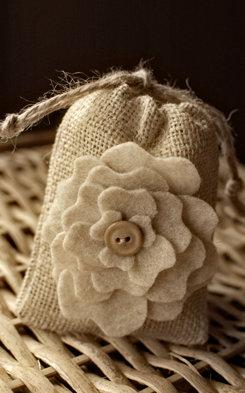 burlap favor bags