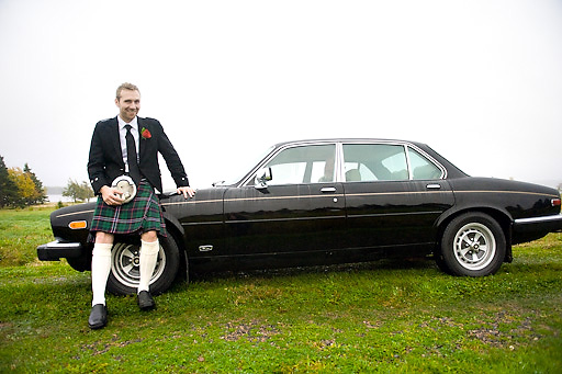 groom wearing kilt