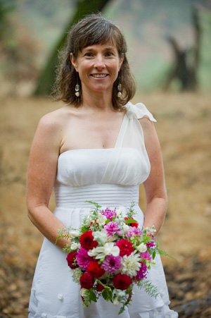 bride in strapless wedding dress