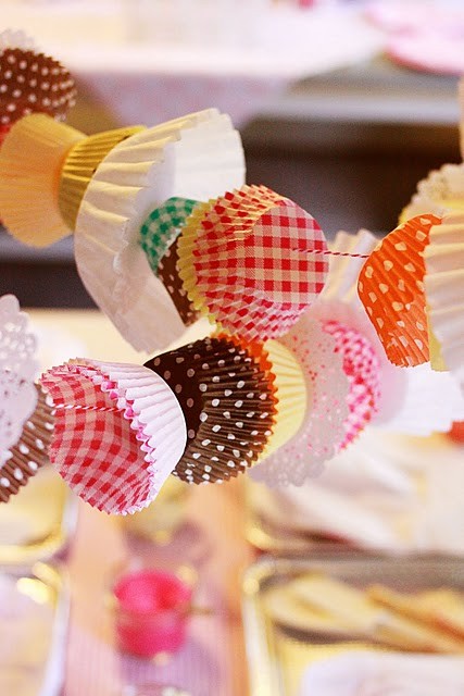 cupcake liner garland