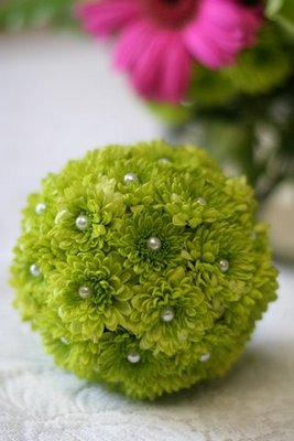 green mum pomander