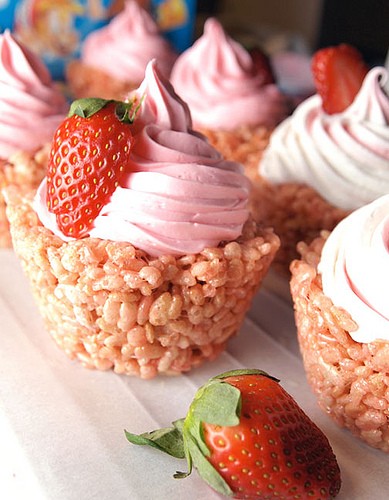 rice-krispie-cupcake