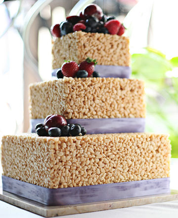 rice-krispie-wedding-cake