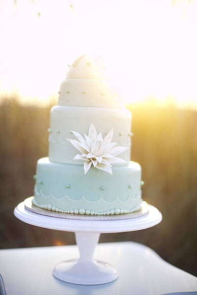 Beach Wedding Cake