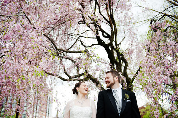 Boston Garden Ceremony Amy And Malik S Real Wedding Boston Garden Wedding