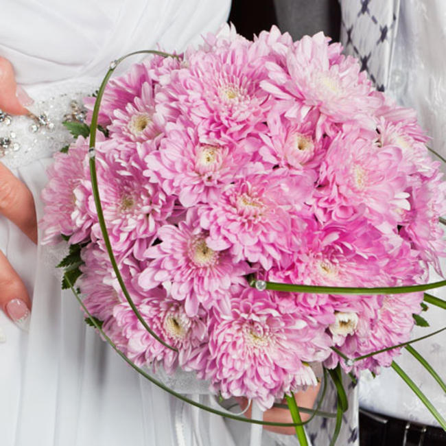 pink mum bouquet