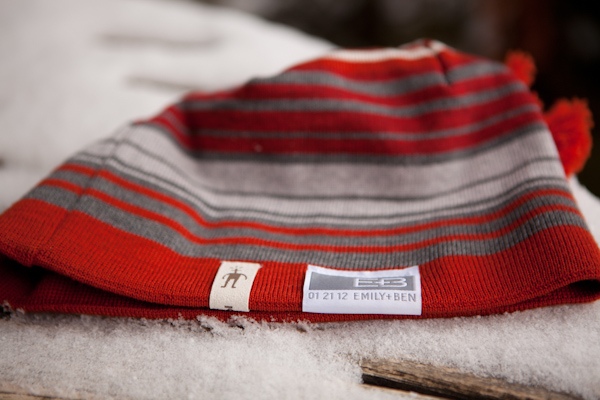 mazama-washington-intimate-winter-wedding-ben-and-emily_7138 winter wedding hat