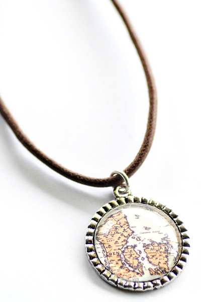 map pendant