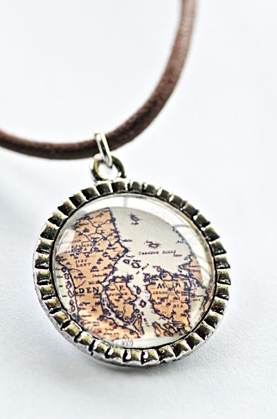 map pendant