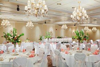 Intimate Wedding  Venue  in Bloomington  Minnesota  