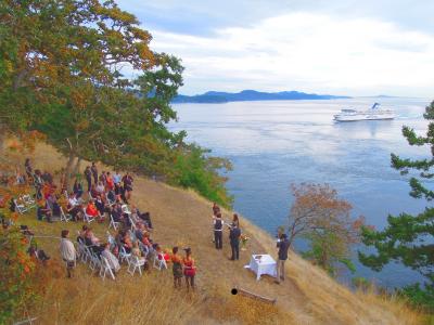 Eagles-Nest-Retreat-Galiano-Island-BC-05