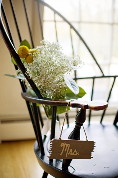 baby's breath and billy button wedding bouquet