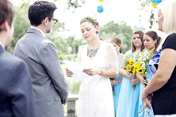 Outdoor Florida wedding ceremony