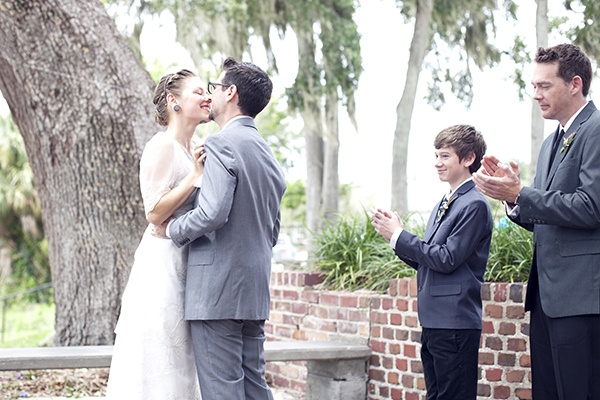 Outdoor Florida wedding ceremony