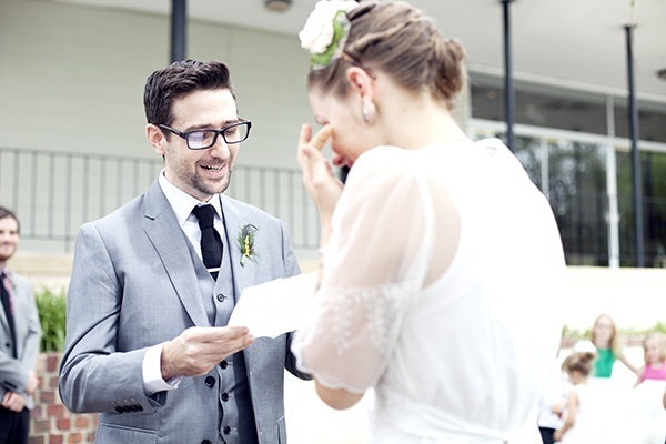 Outdoor Florida wedding ceremony